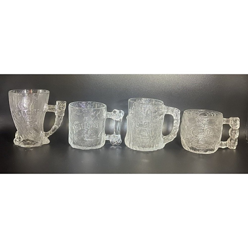 Flintstones McDonalds "RocDonalds" Set of 4  Glass Mugs Movie Promotional Amblin